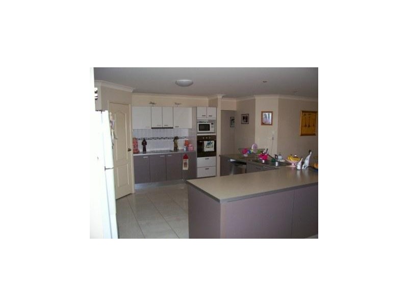 1 Zingelmann Place, Kuraby QLD 4112