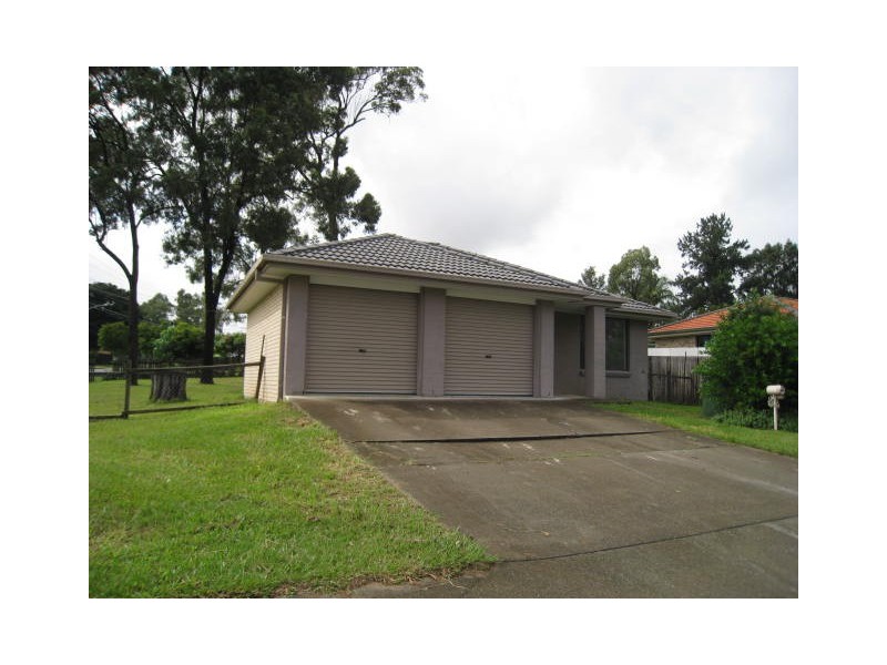297 Third Avenue, Kingston QLD 4114