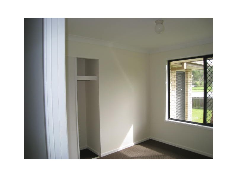 297 Third Avenue, Kingston QLD 4114