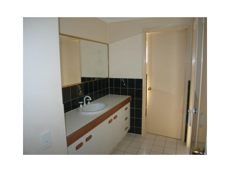 20 Jasmine Crescent, Shailer Park QLD 4128