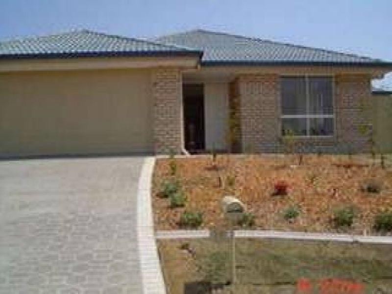 16 Kanangra Place, Parkinson QLD 4115