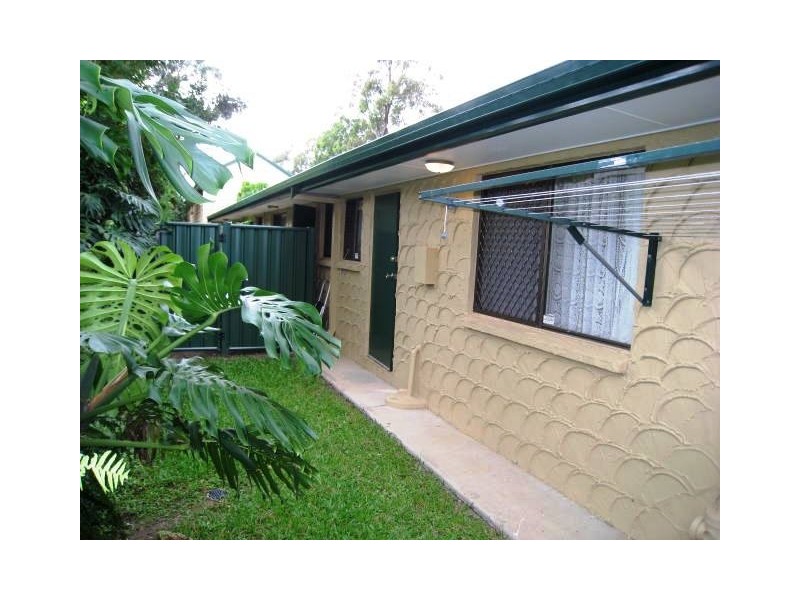 2/65 North Road, Woodridge QLD 4114