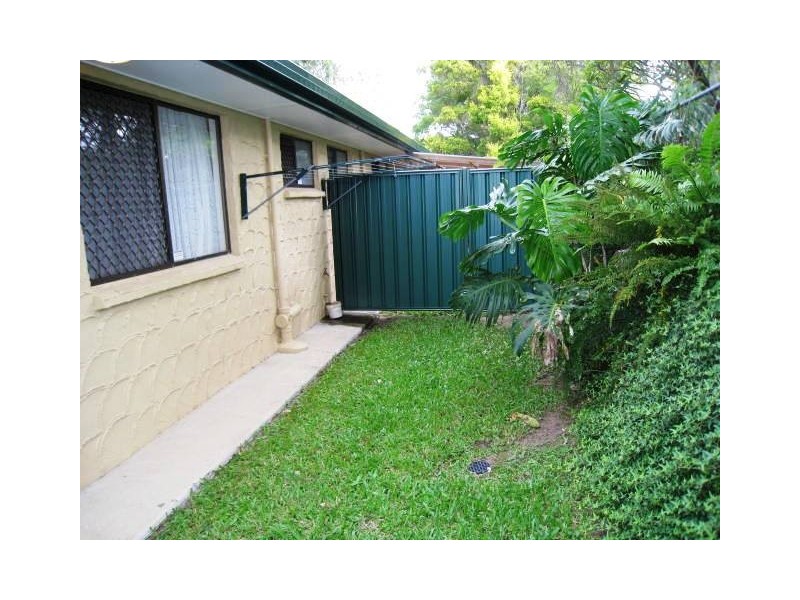 2/65 North Road, Woodridge QLD 4114