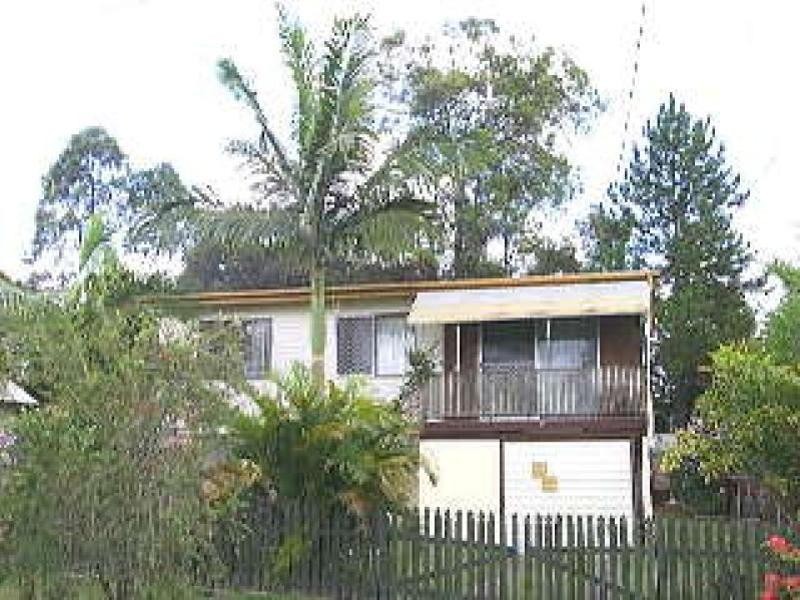 13 Maple Street, Kingston QLD 4114