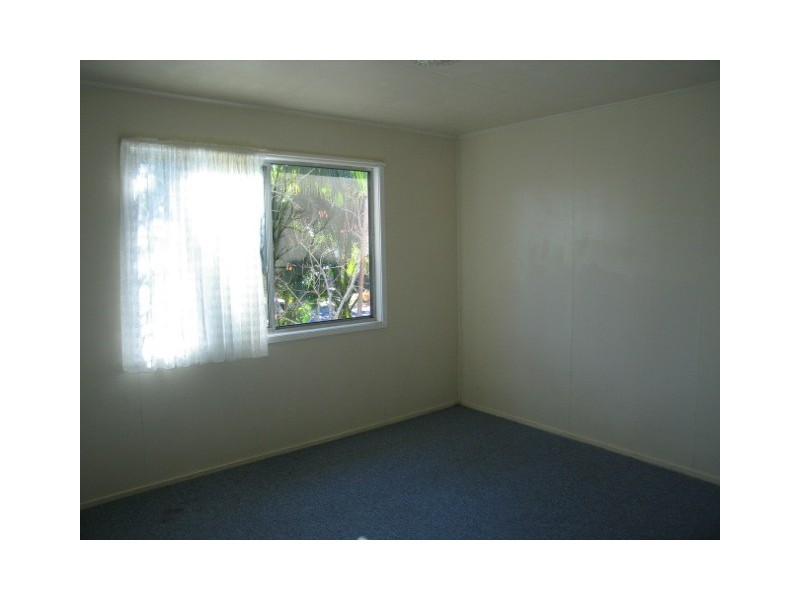 13 Maple Street, Kingston QLD 4114