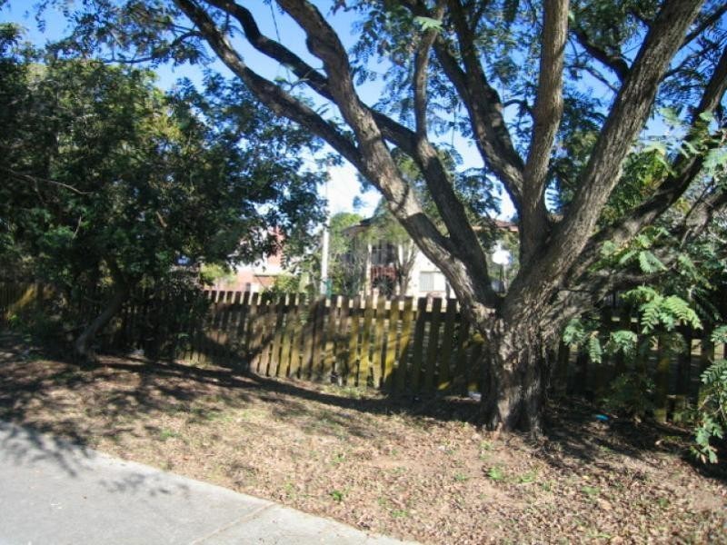 135 Hall Road, Springwood QLD 4127