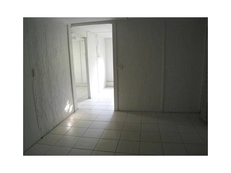 8 Ellen Street, Kingston QLD 4114