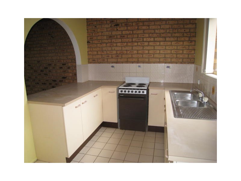 9/38 Charles Ave, Woodridge QLD 4114