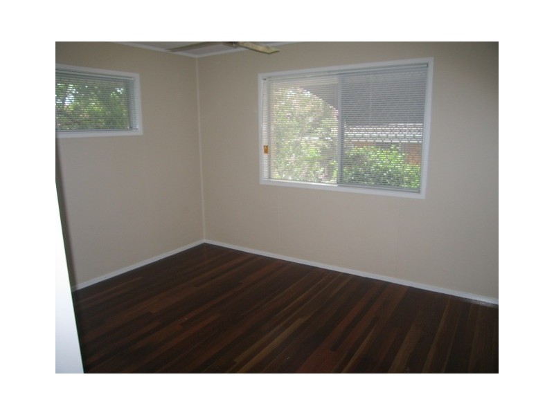 25 Yugumbri Crescent, Logan Central QLD 4114