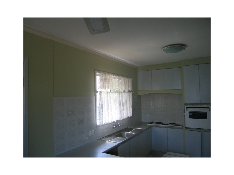 22 Monarch Street, Kingston QLD 4114