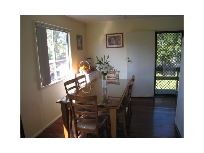 147 Jacaranda Avenue, Kingston QLD 4114