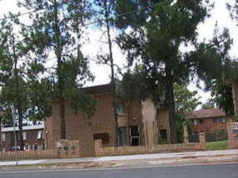 2/105 Station Road, Woodridge QLD 4114
