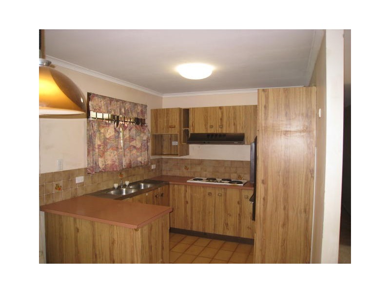 9/2 Russell Street, Woodridge QLD 4114