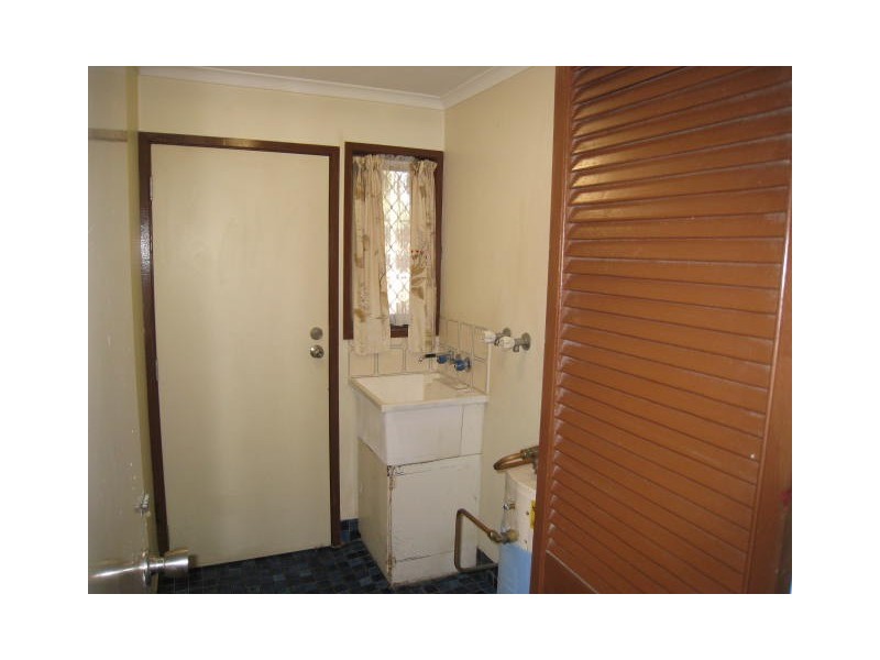 9/2 Russell Street, Woodridge QLD 4114