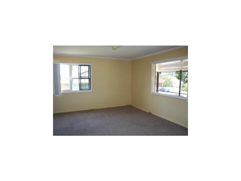 18 Jean Street, Woodridge QLD 4114