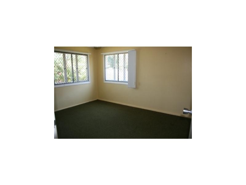 18 Jean Street, Woodridge QLD 4114