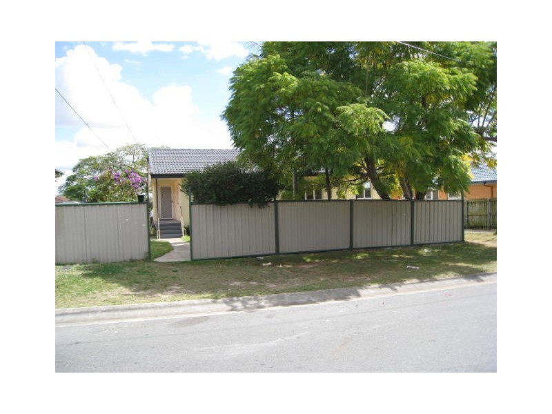 7 Avoca Street, Woodridge QLD 4114