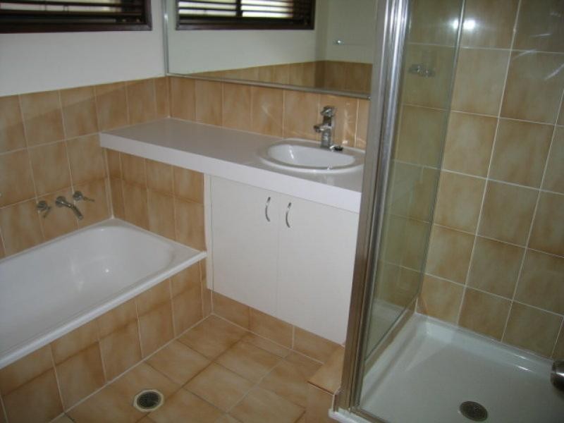 46 Caloola Drive, Springwood QLD 4127