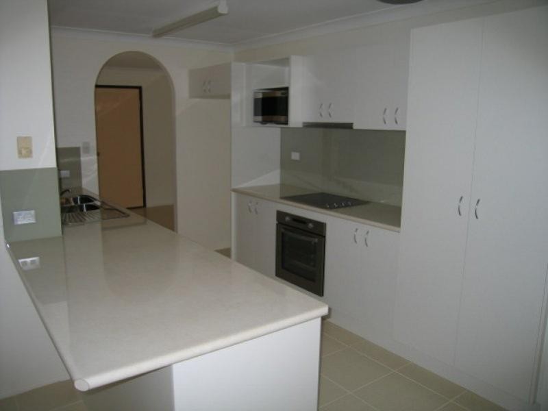 46 Caloola Drive, Springwood QLD 4127