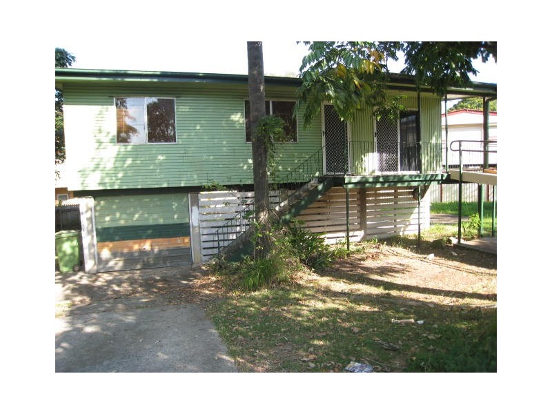 2 Kingston Court, Kingston QLD 4114