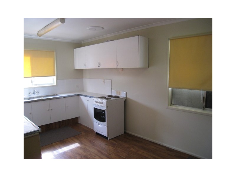 1 Balmoral Street, Slacks Creek QLD 4127