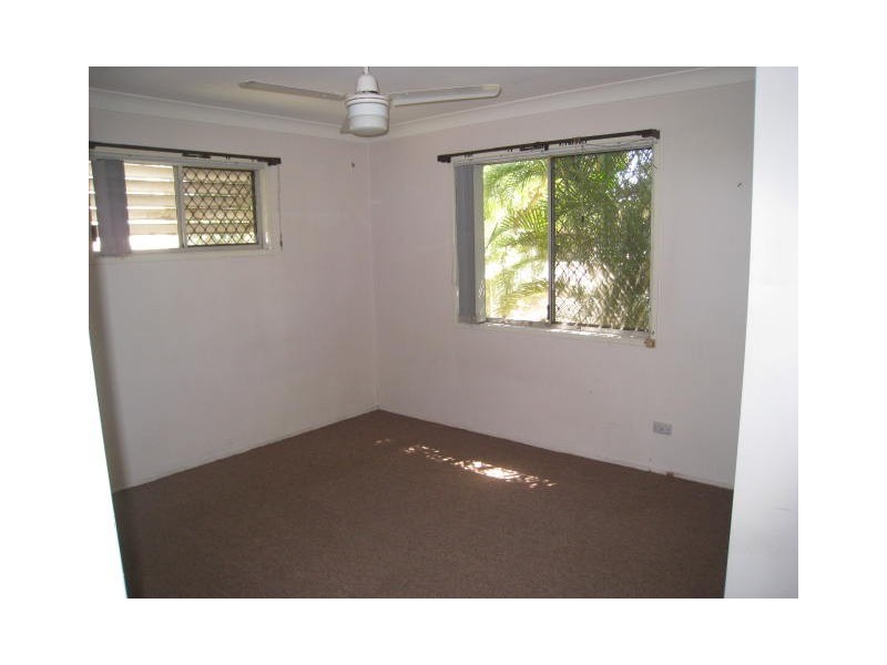 12 Karabil Street, Kingston QLD 4114