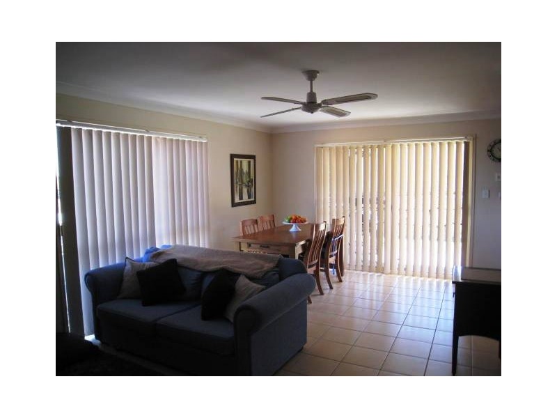 Regents Park QLD 4118