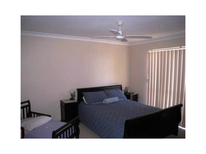 Regents Park QLD 4118