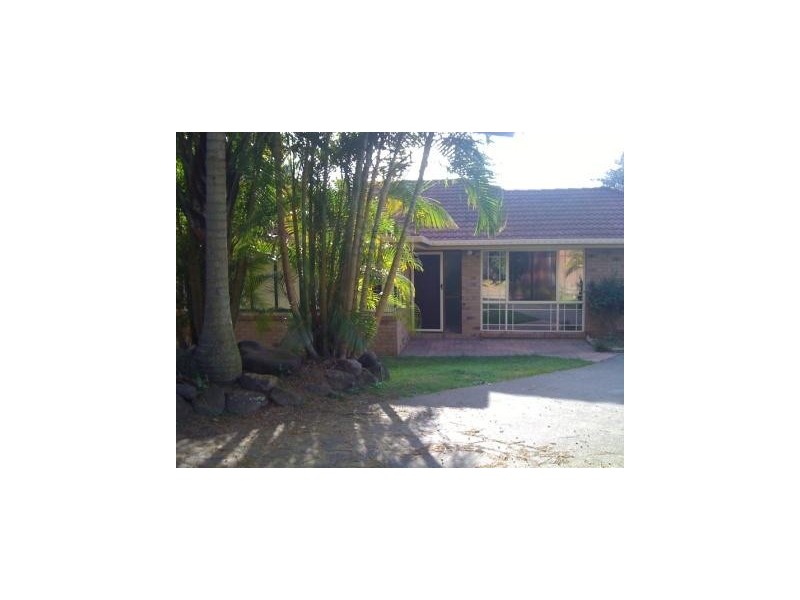 8 Warren Court, Loganlea QLD 4131
