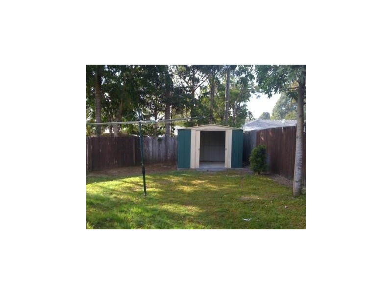 8 Warren Court, Loganlea QLD 4131