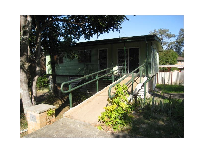 2 Kingston Court, Kingston QLD 4114