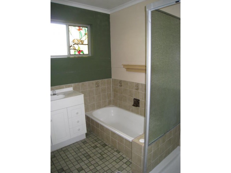 5 Ashton Street, Logan Central QLD 4114