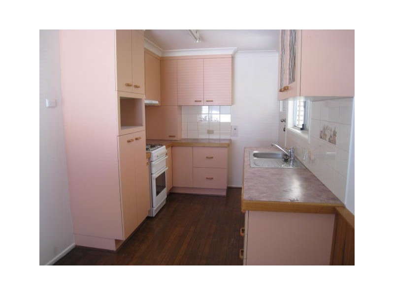 8 Primose Street, Logan Central QLD 4114