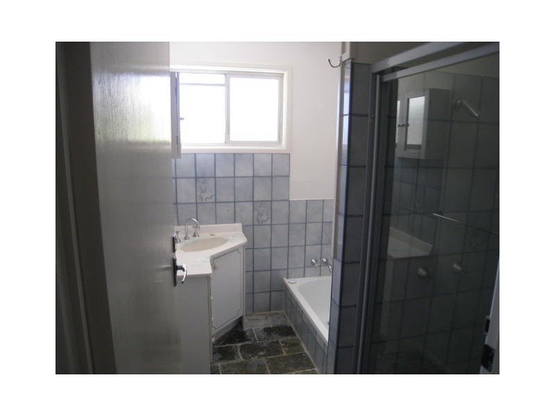 8 Primose Street, Logan Central QLD 4114