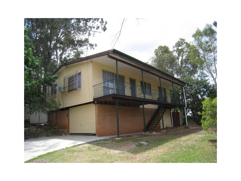 8 Perth Street, Kingston QLD 4114