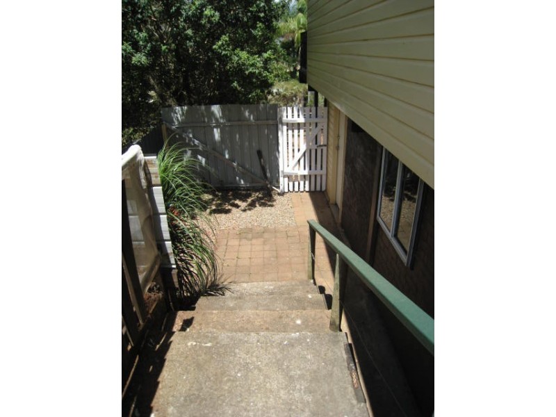 8 Perth Street, Kingston QLD 4114
