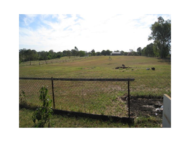 14 Andrew Street, Bundamba QLD 4304