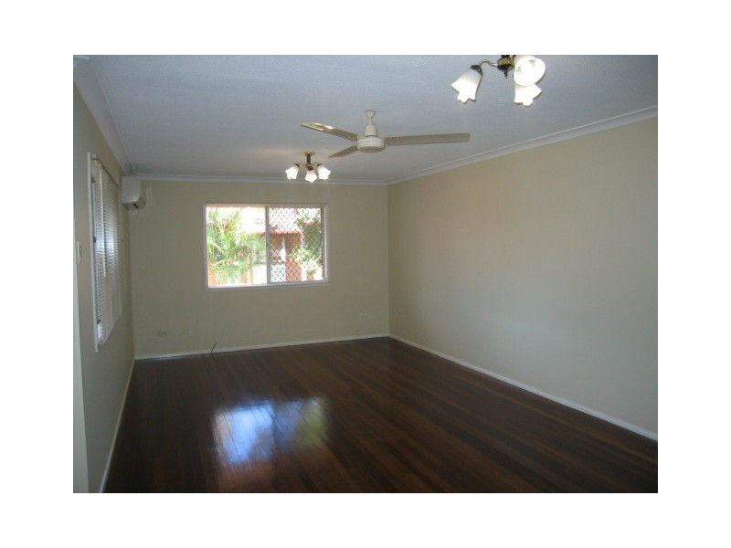 4 Wurama Street, Logan Central QLD 4114