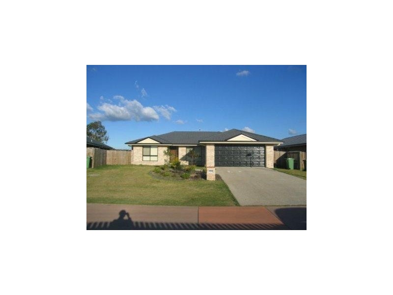 15 Golfgreen Terrace, Meadowbrook QLD 4131