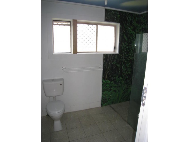 11 Fleur Street, Woodridge QLD 4114