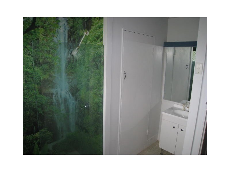 11 Fleur Street, Woodridge QLD 4114