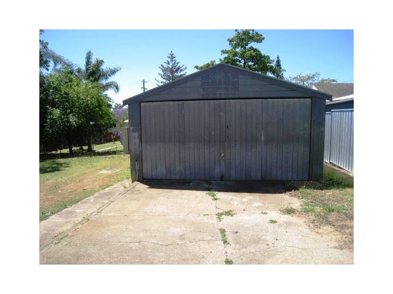 11 Fleur Street, Woodridge QLD 4114