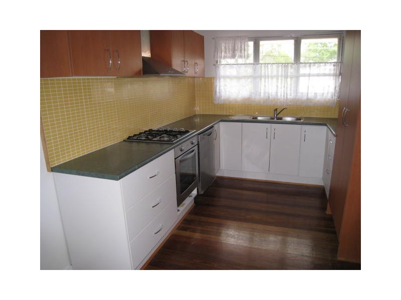 12 Frederick Street, Woodridge QLD 4114