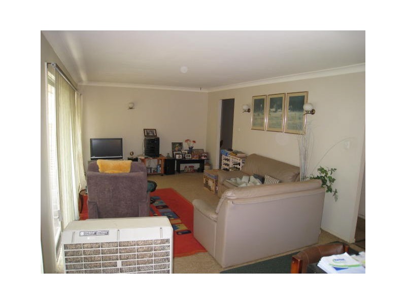 12 Rowan Street, Slacks Creek QLD 4127