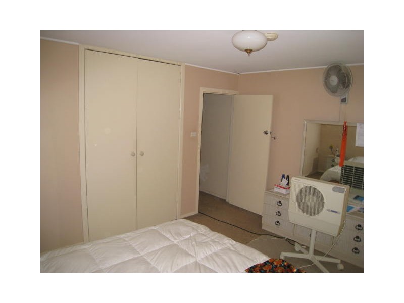 12 Rowan Street, Slacks Creek QLD 4127