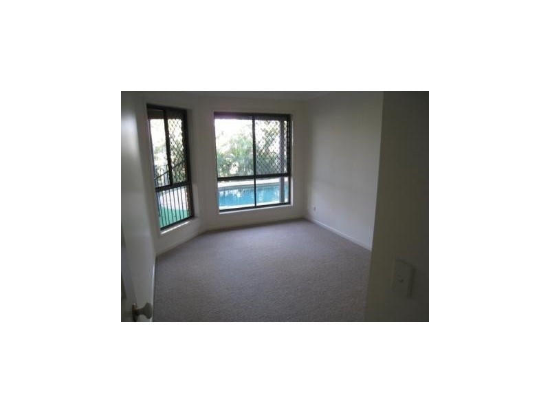 44 Bayview Drive, Tanah Merah QLD 4128