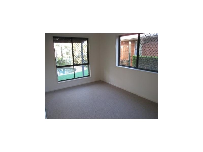 44 Bayview Drive, Tanah Merah QLD 4128