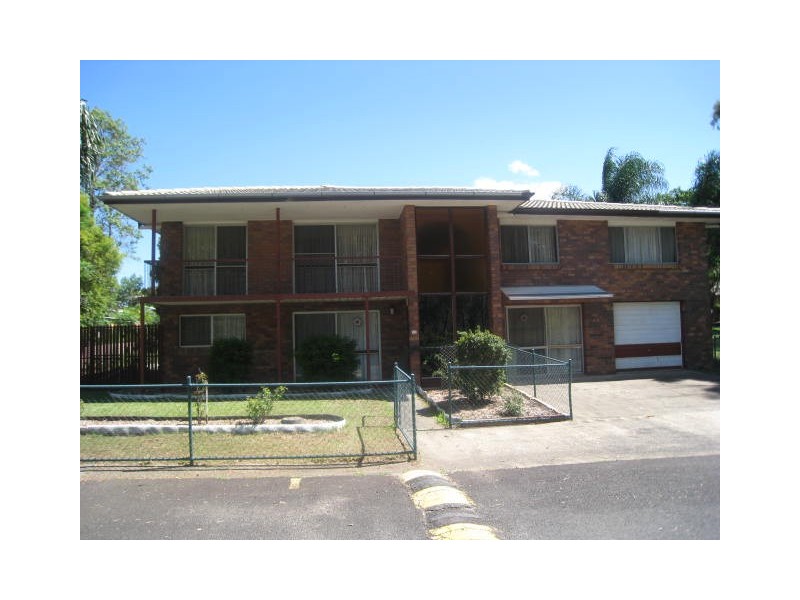 8 Laurel Street, Woodridge QLD 4114
