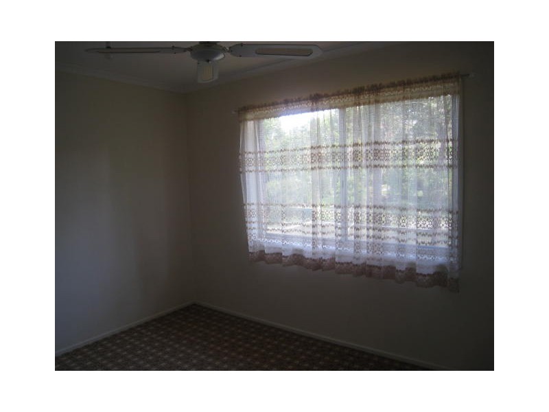 8 Laurel Street, Woodridge QLD 4114
