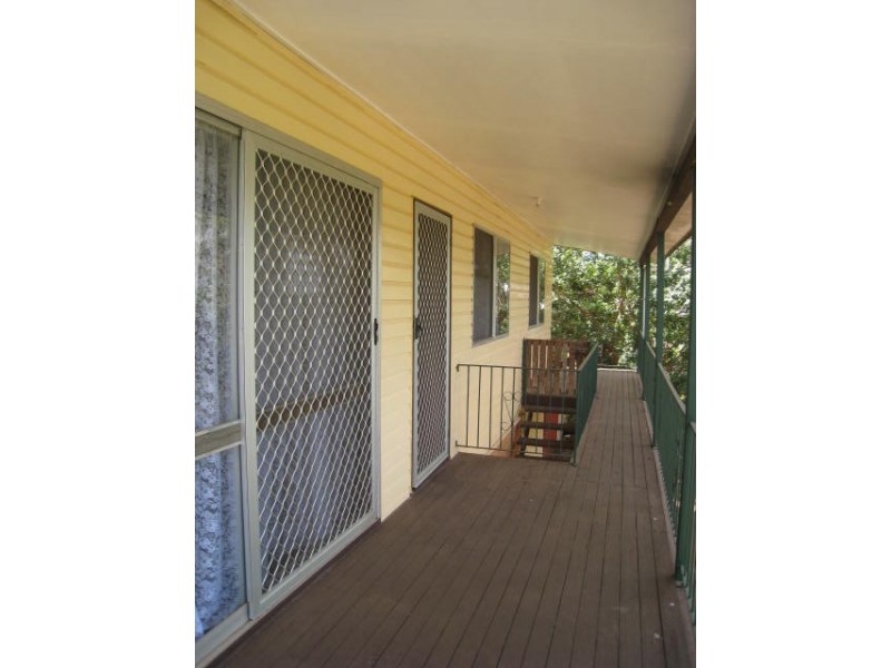 8 Perth Street, Kingston QLD 4114